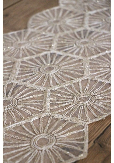 Simli Dantel Kordon Örme Detay Masa Runner Fiskos Örtüsü 100x35 Cm 2004-altıgen 001