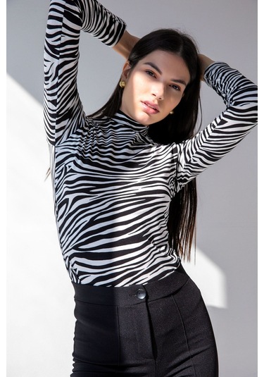 Kadın Dik Yaka Zebra Desenli Body Zebra