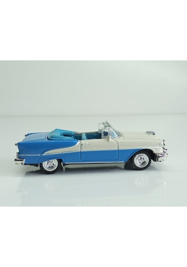 Dianomi 1:43 Oldsmobile Süper 88 Cabriolet