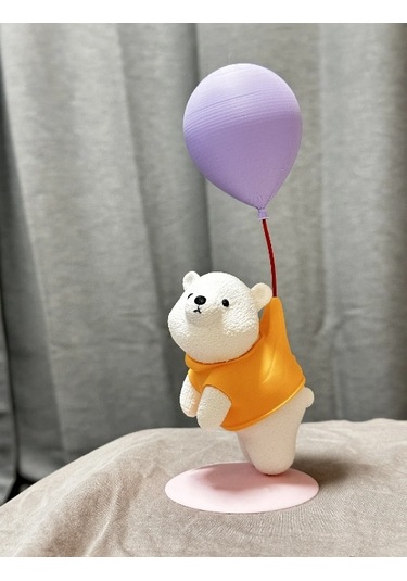 Balon Tutan Sevimli Ayı Figürü