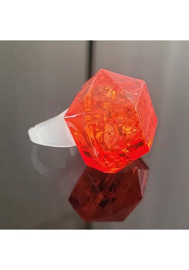 Kristal Tasarımlı Led Glow Işıklı 3 Modlu Kırmızı Yüzük 3.5 X 5 Cm Çok Renkli