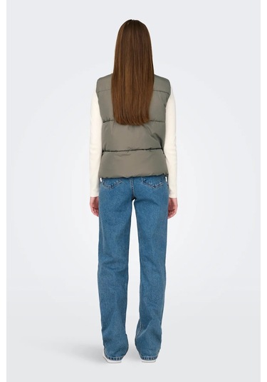 Jdy Kadın Jdynewerıca Dik Yaka Çift Cepli Şişme Yelek 15234210 Haki Haki