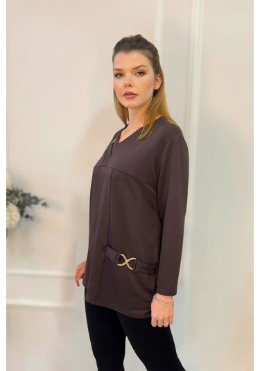 Yakası Toka Detaylı Parçalı Bluz Kahverengi