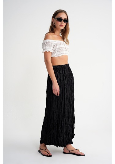 4623 Kadın Kraşlı Düz Saten Etek Siyah Siyah 4623 Kadın Kraşlı Düz Saten Etek Siyah Siyah
