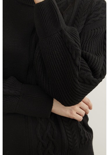 Prenses Kol Örgü Detaylı Triko Kazak - Siyah 001