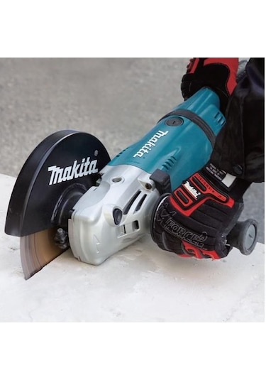 Makita GA7030 2400 W 180 MM Büyük Taşlama