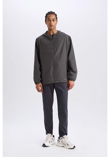 DeFactoFit Su İtici Regular Fit Kapüşonlu File Astarlı Fermuarlı Dokuma Mevsimlik Baharlık Mont D6180AX25SPAR216