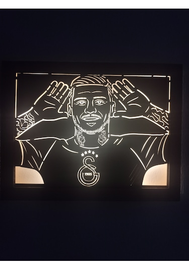 Led Işıklı Lazer Tasarımı Ünlü Futbolcu Figürlü Tablo Galatasaray Temalı Özel Tasarım Çerçeveli