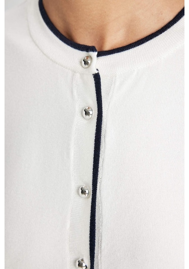 Defacto Regular Fit Basic Düz Bisiklet Yaka Düğmeli Triko Hırka A4731ax24wner105 Ekru