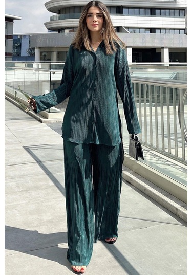 Kadın Zümrüt Yeşil Uzun Tunik Gömlek & Beli Lastikli, Bol Paça Pantolon - Salaş Bürümcük Takım Zümrüt Yeşili