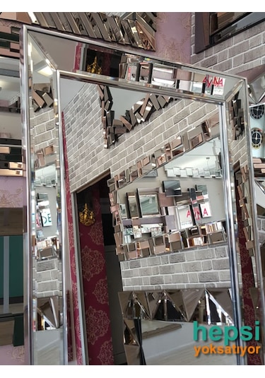 Ayna Çerçeveli Model Gümüş Renk Ayaklı Boy Aynası Gümüş