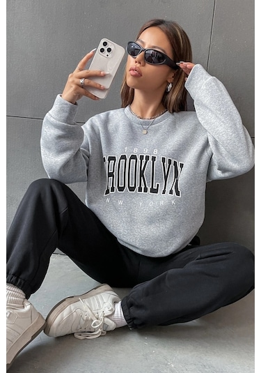 Modagen Kadın Siyah Gri Brooklyn Baskı Oversize Bisiklet Yaka Alt Üst Eşofman Takımı Grisiyah