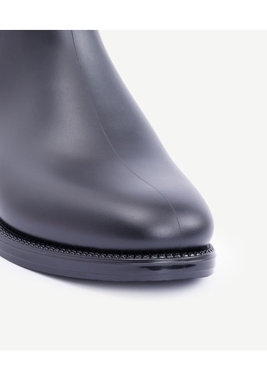 Yargıcı Çiçek Baskılı Lastikli Yağmur Botu 25kkay4029x 001 Siyah