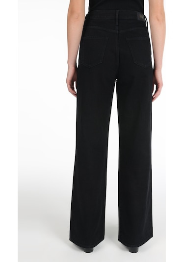 Colins 970 Berry Normal Kesim Geniş Paça Yüksek Bel Kadın Siyah Jean Pantolon 001 Colins 970 Berry Normal Kesim Geniş Paça Yüksek Bel Kadın Siyah Jean Pantolon 001