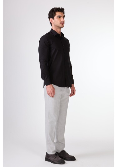 Siyah Düz Renk Slim Fit Uzun Kol Erkek Gömlek Siyah