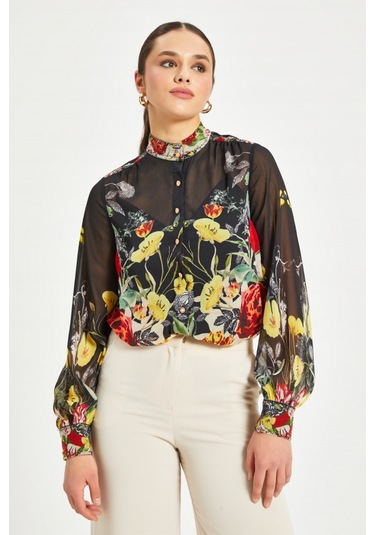 Yüksek Yaka Düğmeli Volan Kol Gömlek Çiçek Desenli, Şifon Dokulu, Günlük Ve Zarif Kullanıma Uygun Siyah