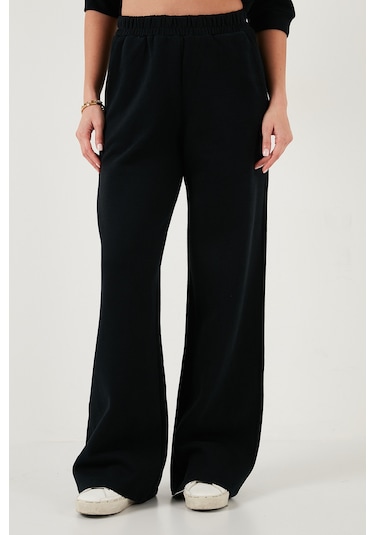 Lela Pamuklu Oversize Fit Yarım Fermuarlı Yaka Uzun Kollu Triko Bayan Takım 68351218 Siyah Lela Pamuklu Oversize Fit Yarım Fermuarlı Yaka Uzun Kollu Triko Bayan Takım 68351218 Siyah