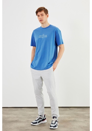 Leo Erkek Oversize Tshirt Pamuk Bisiklet Yaka Baskı Detaylı Basic Tişört Mtlce82 Mavi Leo Erkek Oversize Tshirt Pamuk Bisiklet Yaka Baskı Detaylı Basic Tişört Mtlce82 Mavi