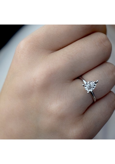 Iki Taşlı Lazerli Damla Pırlanta Yüzük