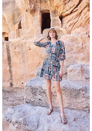 Monamise Kadın Etnik Desenli Truvakar Kollu V Yaka Elbise 23064