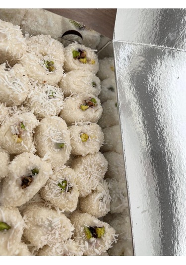 Sultan Paşa Lokumu Antep Fıstıklı Sarma