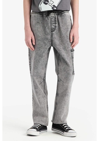 DeFacto Erkek Çocuk Jogger Fit Esnek Bantlı Paça Jean Pantolon D6554A825SPNM18