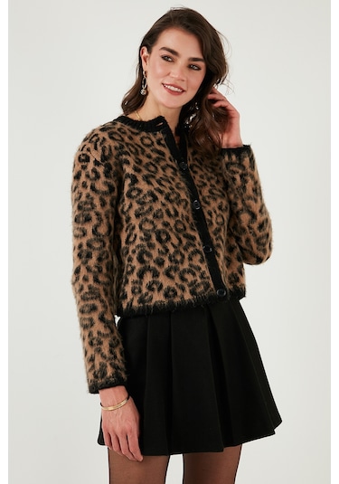 Lela Standart Fit Leoparlı Yumuşak Dokulu Crop Bayan Hırka 4614502 Leopar