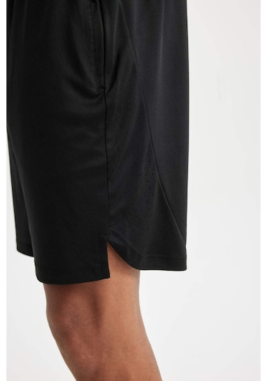 DeFactoFit Standart Fit Normal Kesim Sporcu Kısa Paça Şort C9176AX24AUBK81 Siyah