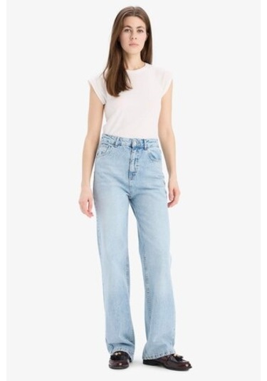 DeFacto Slim Fit Dar Kesim Bisiklet Yaka Basic Düz Ribana Kısa Kollu Tişört C7334AX25SPER105