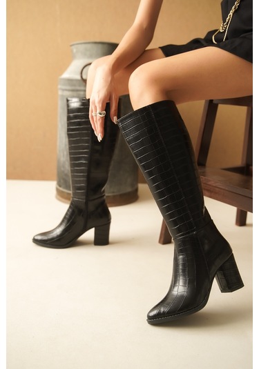 Hozefin Siyah Kroko Deri Topuklu 7 Cm Yanı Fermuarlı Günlük Kullanım Çizme Siyah Kroko