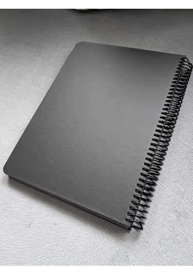 Siyah Defter Ve Beyaz Jel Kalem Seti 17x24