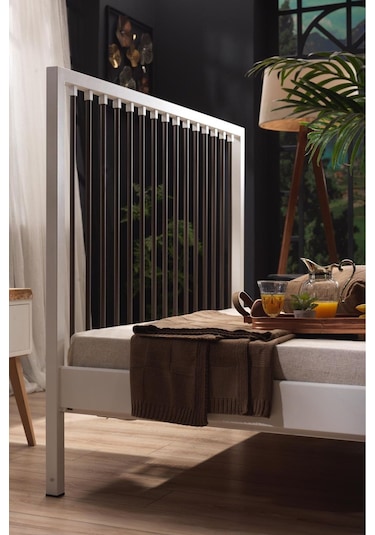 Breeze Tek Kişilik Ferforje Metal Karyola Beyaz-kahverengi Ahşap Latalı