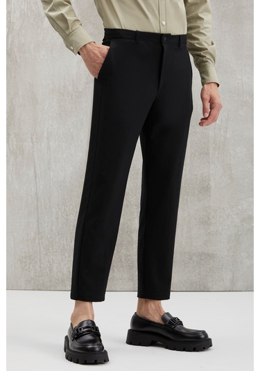 Vassel Erkek 360 Derece Esneyen Teknik Kumaşlı Fermuarlı Kordonlu Boru Paça Siyah Pantolon