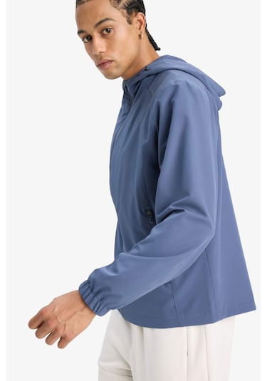 Defacto Defactofit Su İtici Regular Fit Kapüşonlu Fermuarlı İpek Kumaş Yağmurluk E9218ax25auın113 İndigo