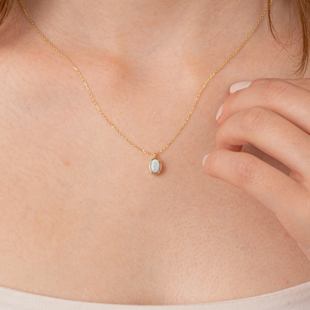 Gümüş Kolye - Opal Oval Taşlı 925 Ayar Gümüş Kolye Sarı