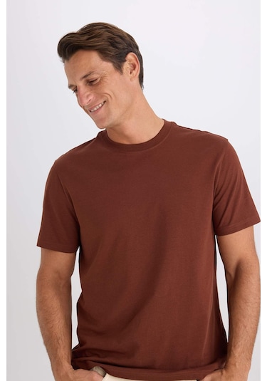 DeFacto %100 Pamuk New Regular Fit Bisiklet Yaka Basic Düz Kısa Kollu Tişört V7699AZ25SPBN319 DeFacto %100 Pamuk New Regular Fit Bisiklet Yaka Basic Düz Kısa Kollu Tişört V7699AZ25SPBN319