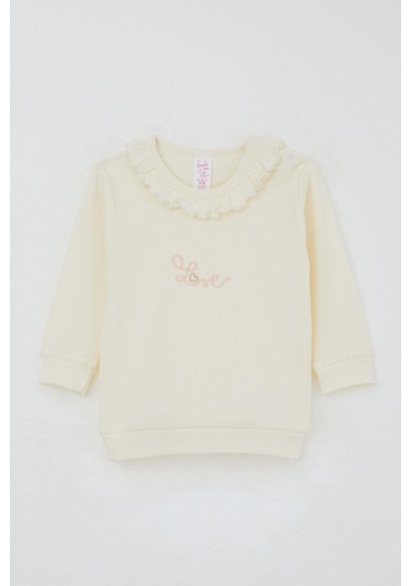 Breeze Kız Bebek Pijama Takımı Omuzdan Patlı Yaka Kısmı Fırfırlı Yazı Nakışlı 4 Ay-1 Yaş, Krem Krem