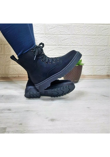 Polact 23001 Zümrüt Siyah Fermuarlı Bağacaklı Kaymaz Bayan Bot 001