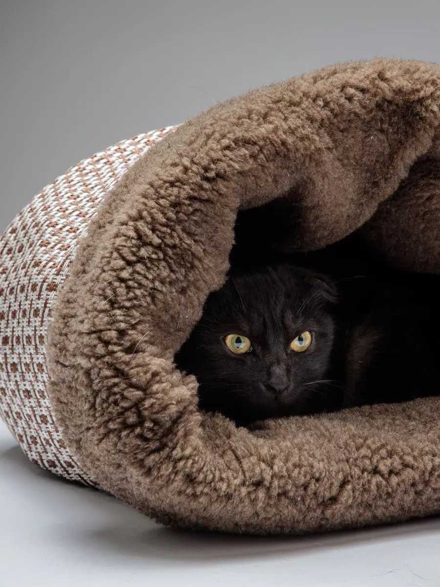 Patnıca Kedi Ve Köpekler İçin Koyun Postu 45 Cm Ahşap Yuva, Yatak Ve Tünel 200755529