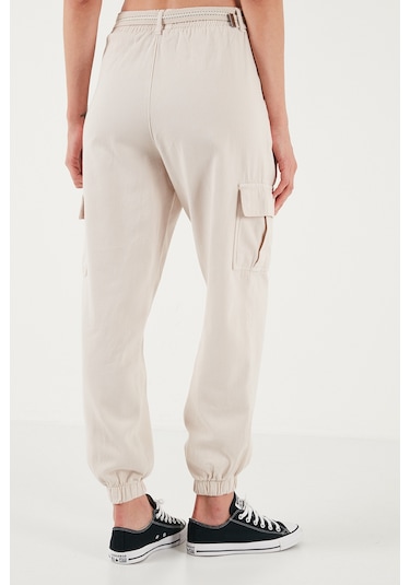 Lela Pamuklu Standart Fit Normal Bel Lastikli Paça Kemerli Jogger Bayan Pantolon 668Yp5045 Taş