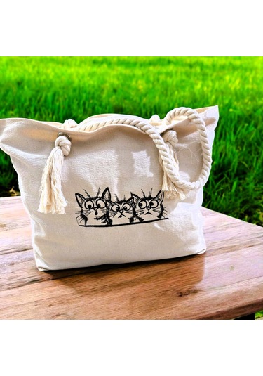 Meraklı Kedi Nakışlı Bez Çanta Naturel Ten