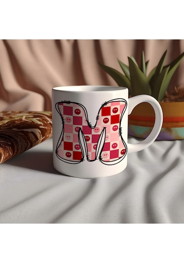 M Harfi Pembe Kareli Kalpli Göz Emojili Kupa Bardak Eğlenceli Kareli Tasarım Kahve Çay Kupası 07 Beyaz