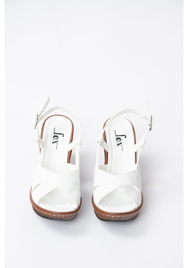 Fox Shoes Beyaz Dolgu Topuklu Kadın Ayakkabı K674041309