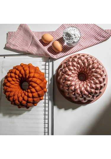 Nehir Nove Rose Gold Döküm Kek Kalıbı 24 Cm