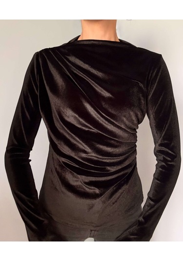 Ali Butik Siyah Balıkçı Yaka Kadife Bluz Siyah