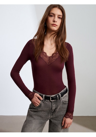 Dilvin 32311 Dantelli Kaşmir Bluz-Mürdüm