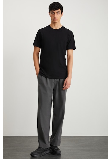 Mıchel Erkek Slim Fit Dar Kesim %100 Organik Pamuklu Yana Kayan Dikişli Basic Örme Siyah T-shirt