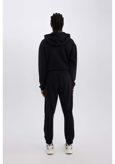 DeFactoFit NBA Wordmark Kalın Jogger Eşofman Altı Standart Fit Cepli Lastikli Paça D6576AX25SPBK81