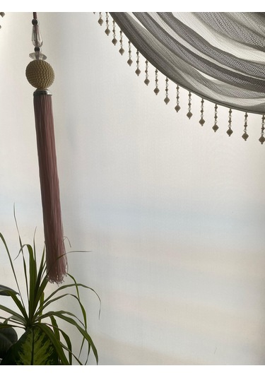 Karesi Saten Güneşlik Perde Kırık Beyaz Kırık Beyaz