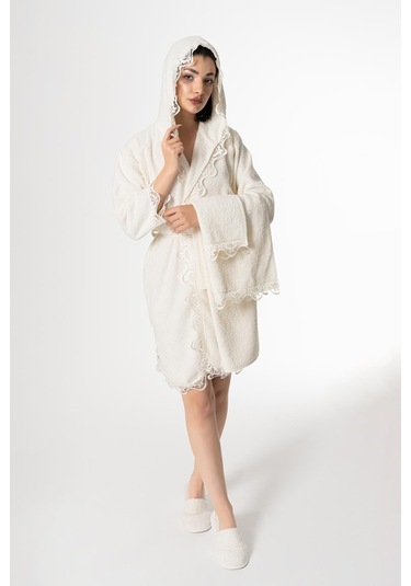 Rosa Gelin Bornoz Set 5 Parça Dantelli Fantezi Çeyizlik Takım Krem